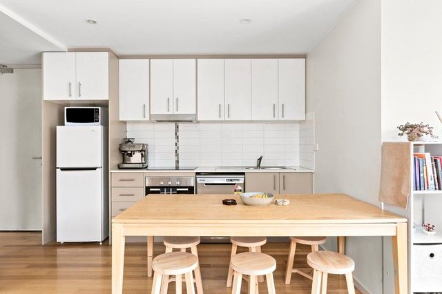 6/30 Pin Oak Crescent, VIC 3031