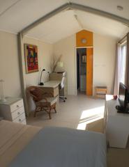 Studio with ensuite (2019-11-12)