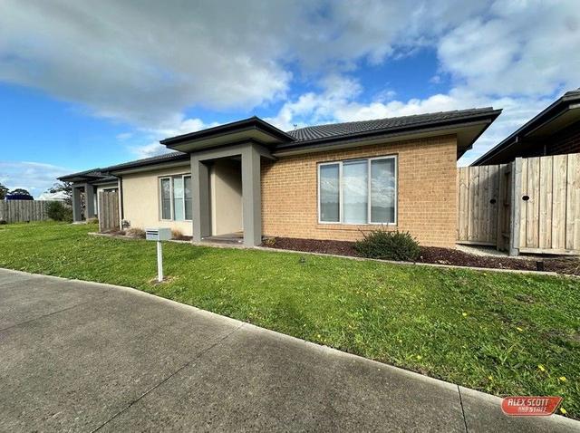 8 Bambury Close, VIC 3981