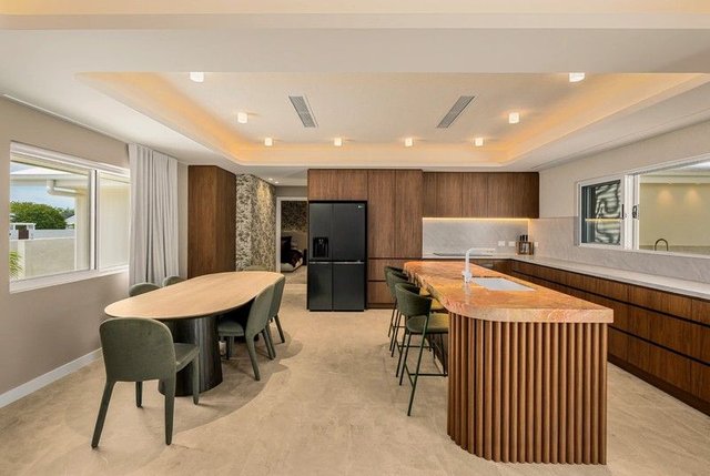 4 Maralinga Avenue, QLD 4218