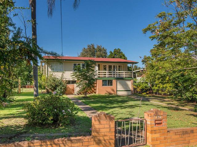 174 Sterculia Avenue, QLD 4121