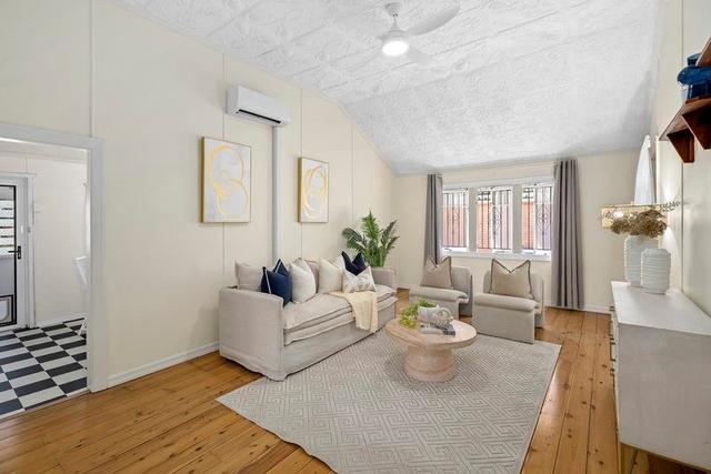 73 Cornwall Street, QLD 4103