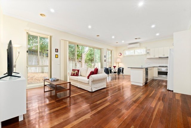 2/84 Lincoln Road, VIC 3136