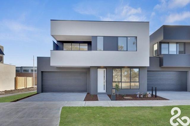 17 Growling Crescent, VIC 3750