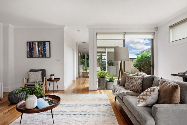 25 Carinya Ave, NSW 2216