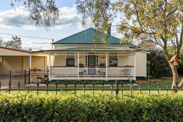 203 Russell Street, QLD 4350