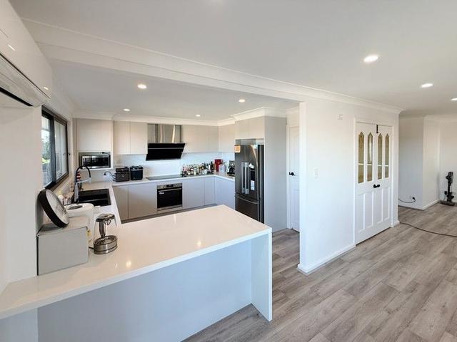 6 Eaton Place, NSW 2046