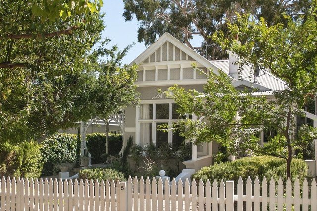 5 Bernard Street, WA 6010