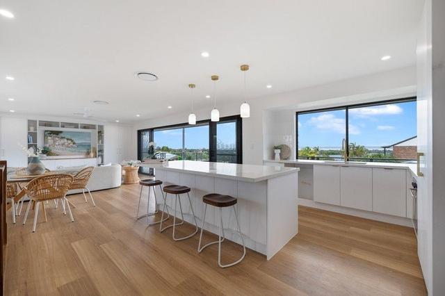 18 Hermitage Crescent, QLD 4164