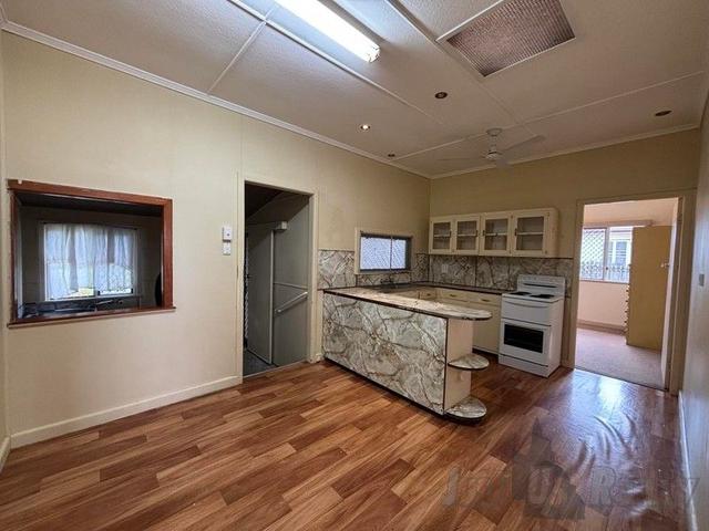 6 Auer Street, QLD 4670
