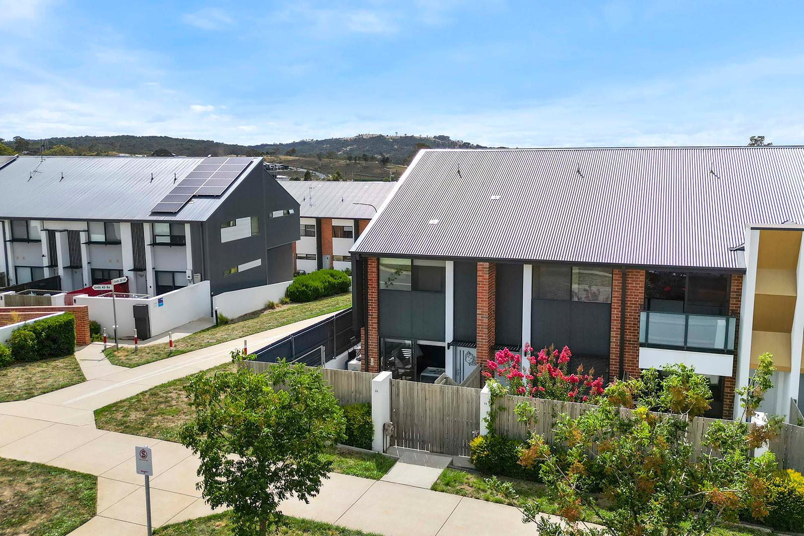 20/22 Dulcie Holland Crescent, Moncrieff ACT 2914 Allhomes