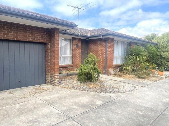 2/25 Bradley Street, VIC 3015