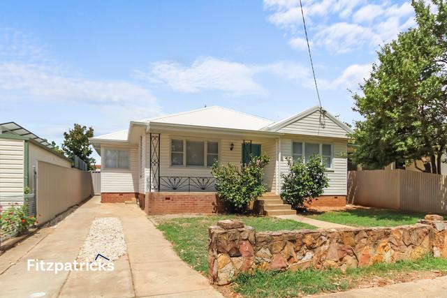 5 Hely Avenue, NSW 2650