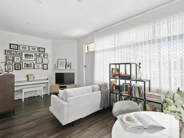 12/210 Burwood Road, NSW 2133