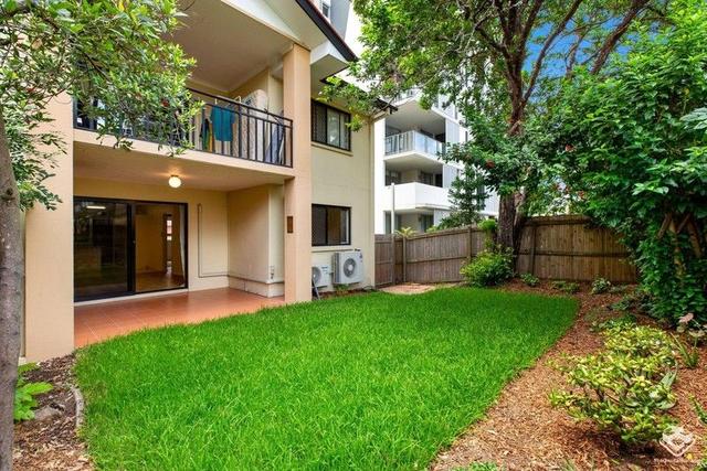 1/21 Regent Street, QLD 4102
