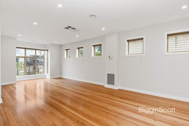 2/36 Bradley St, VIC 3015