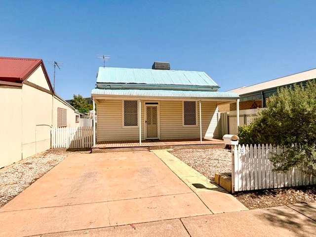 52 George Street, WA 6430