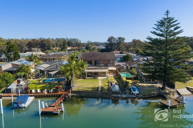 66 Taree Street, NSW 2428