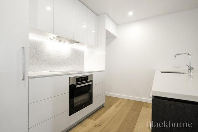 31/16 Marina Drive, WA 6104