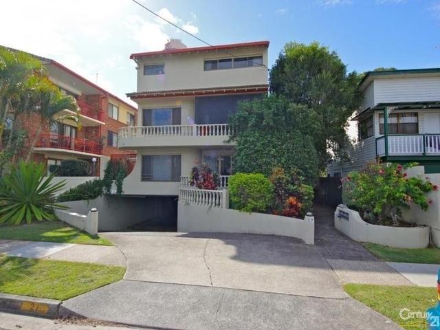 4/27 Second  Avenue, QLD 4218