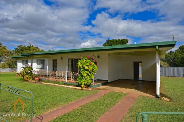 2 Lawson Street, QLD 4880