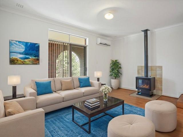 17 Kevin Road, WA 6111