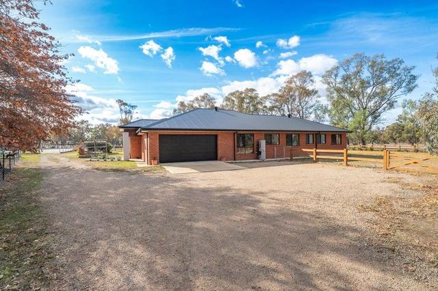 6 Huon Street, NSW 2642