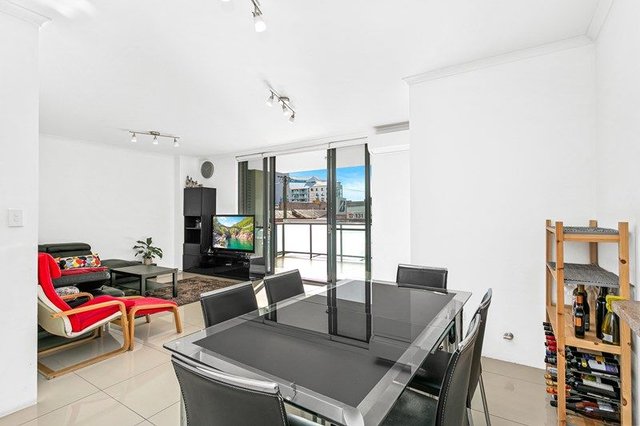 4/11-13 Treacy Street, NSW 2220
