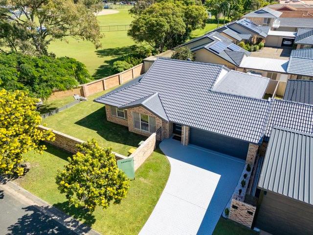 1/67 St Kevins Avenue, QLD 4217