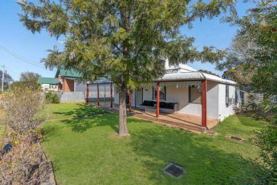 140 Vesper St, NSW 2666