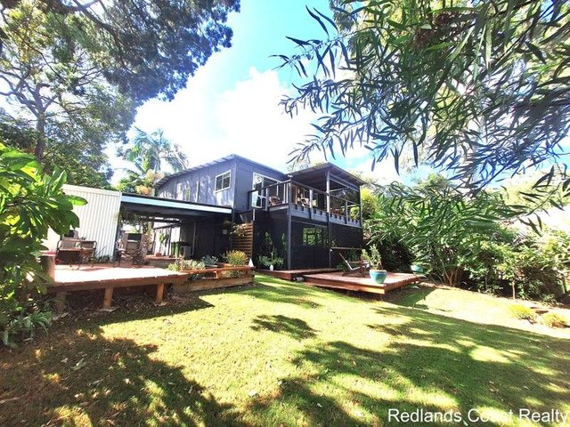 2 Waterside Dr, QLD 4184