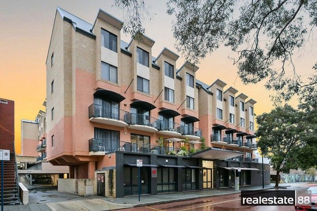 37/11 Regal Place, WA 6004
