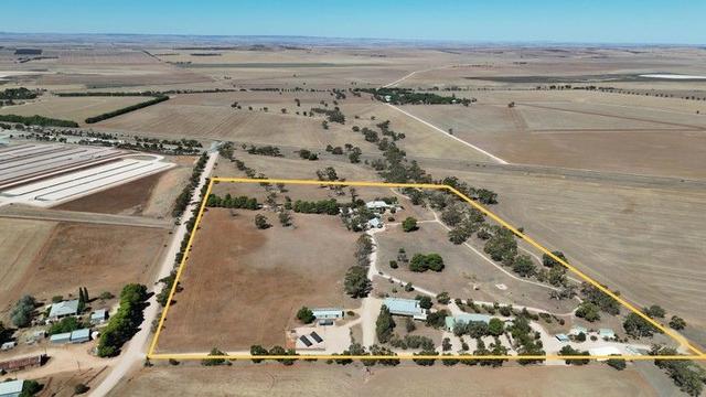 Hummocks Station/45 Barunga Homestead Rd, SA 5520
