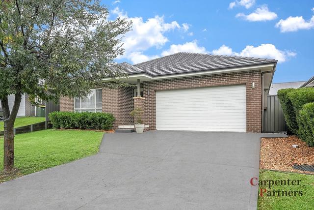 9 Yallambi Street, NSW 2571