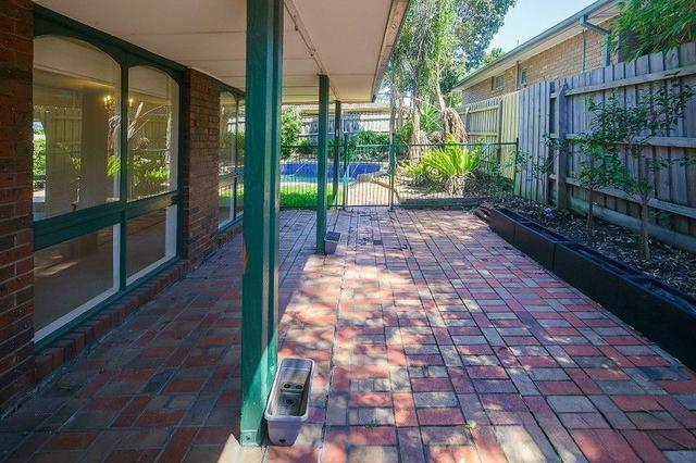 5 Yarang Court, VIC 3135