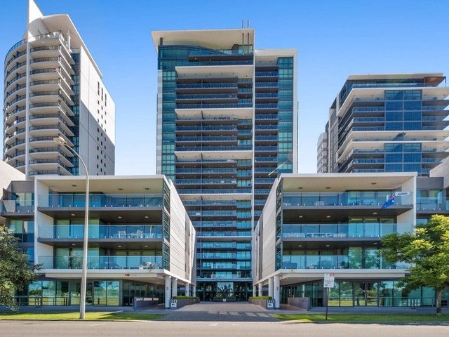 44/90 Terrace Road, WA 6004