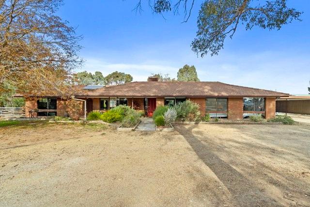 70 Sampsons Road, VIC 3636