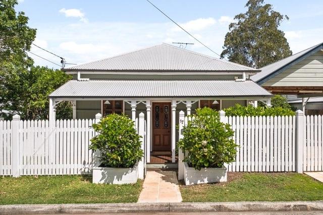 17 O'Connell Place, QLD 4059