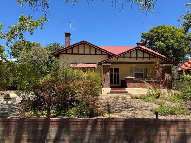 9 College Street, SA 5352