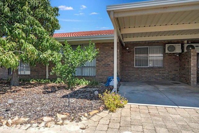 7/76 York Street, WA 6060