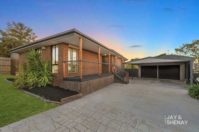 9 Dundee Court, VIC 3802