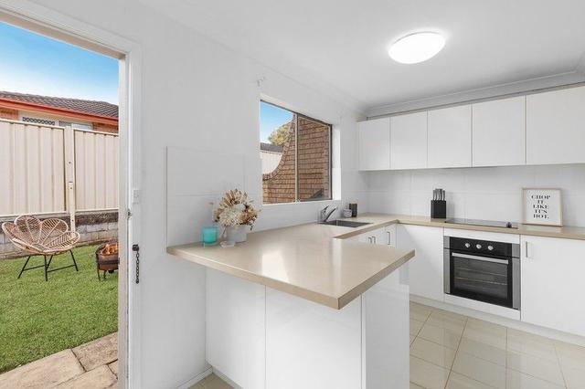 3/14 Russell Street, NSW 2250