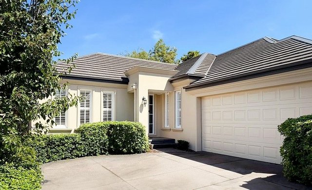 3/99 Rostrevor Parade, VIC 3129