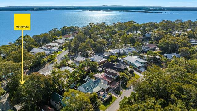 156 Lakes Boulevard, NSW 2464