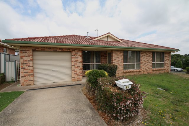 35 Turner Crescent, NSW 2800