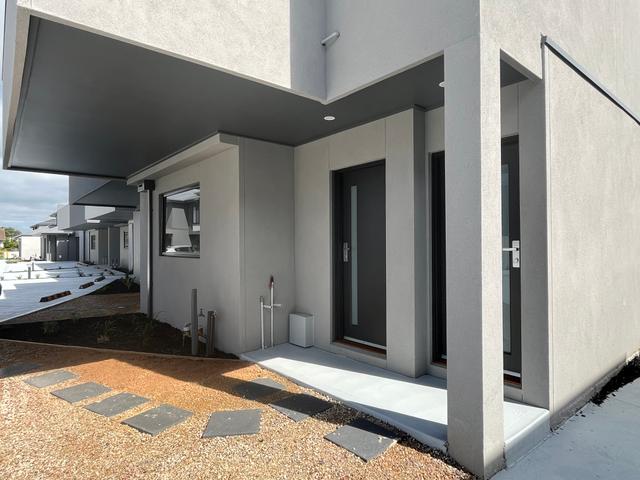 8/15 Thomas Street, VIC 3028
