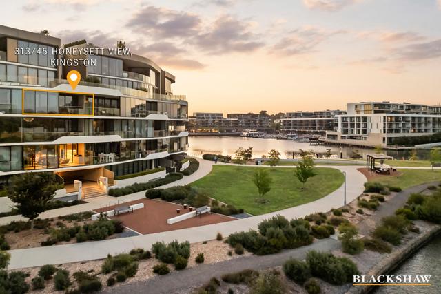 313/45 Honeysett View, ACT 2604