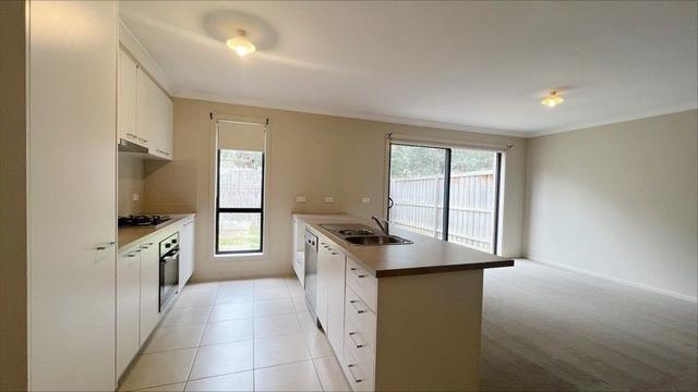 24 Spriggs Drive, VIC 3136