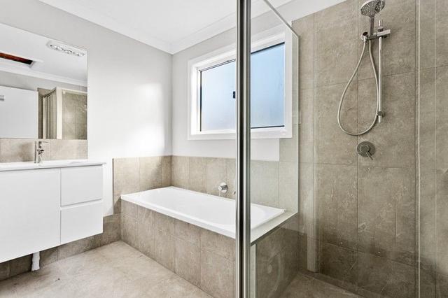 2/195 Tongarra Road, NSW 2527