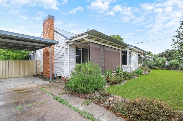 392 Hedley Crescent, NSW 2641